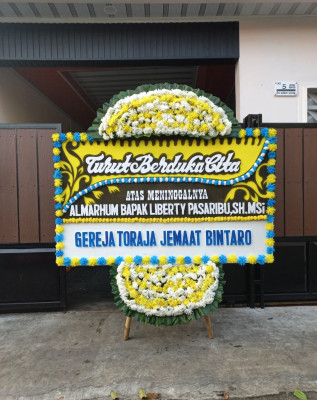 Papan Bunga Duka di Cempaga